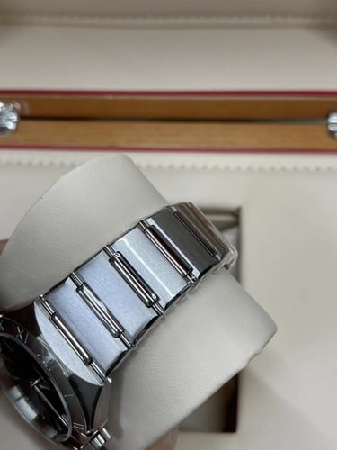 ساعة اوميقا