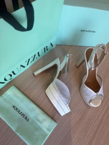 هيلز AQUAZZURA