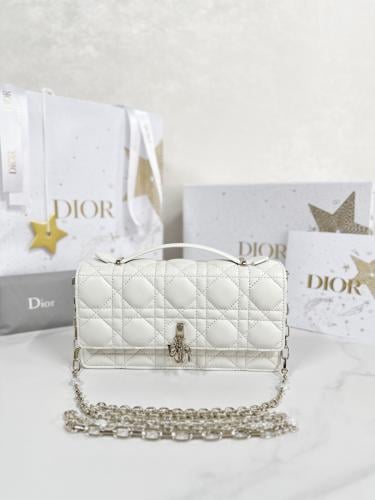 Dior Top Handle ابيض21cm