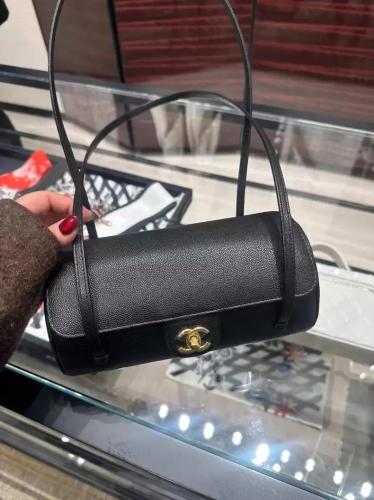 شانيل نيو كولكشن اسود