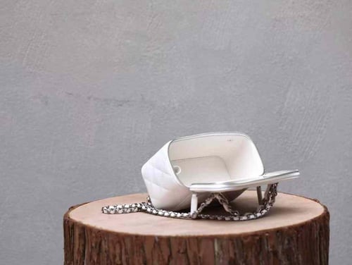 شنطة شانيل ابيض 17cm