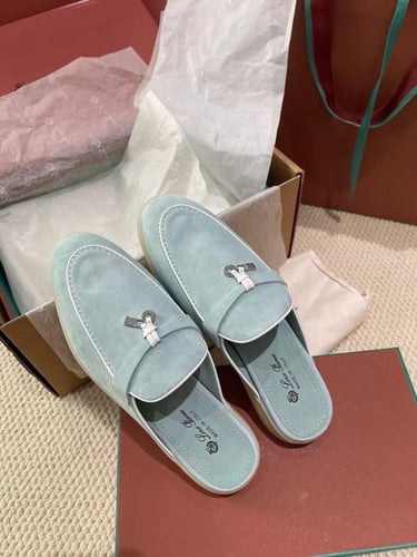 شوز لوربيانا