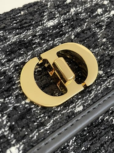 شنطة ديور miss caro 19cm