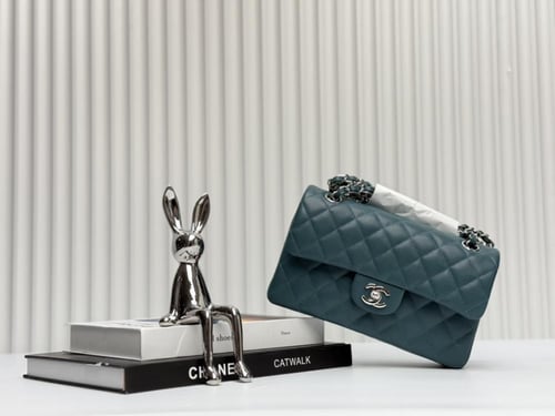 شانيل كلاسيك 25,5