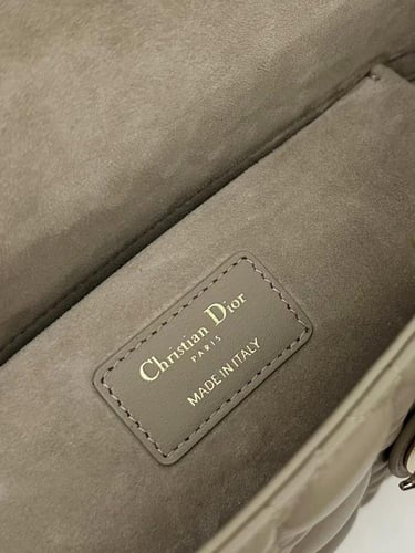 ليدي ديور جوي