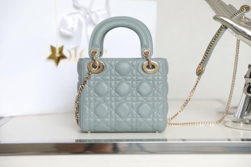 ليدي ديور سماوي mini 17cm