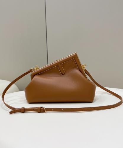 شنطة فندي 26cm first