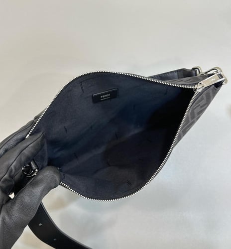 شنطة فندي 33.5cm