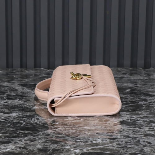 شنطة بوتيقا