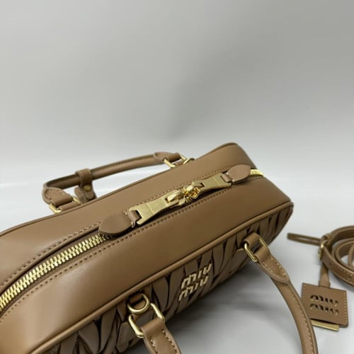 شنطة ميو ميو 27cm