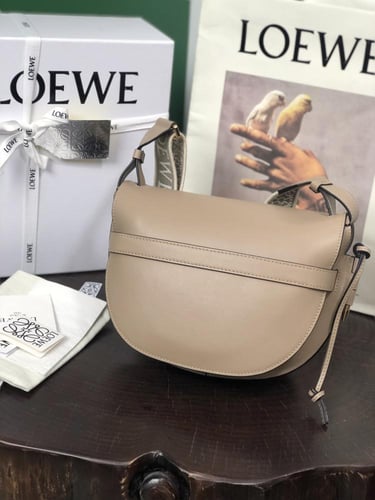 شنطة Gate25cm LOEWE