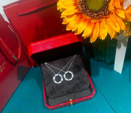 عقد كارتير ذهب ابيض و اصفر مع اللماس