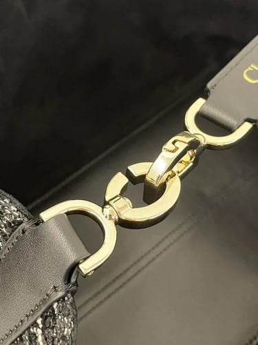 شنطةً ديور توجورز 28,5cm