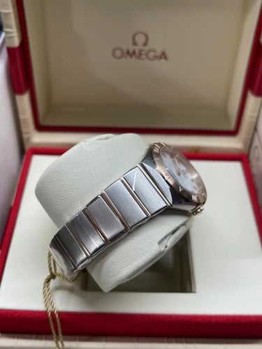 ساعة اوميقا