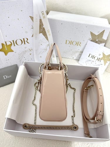 ليدي ديور وردي mini 17cm