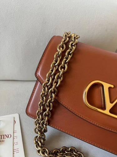 شنطة فالنتينو .24cm 16cm