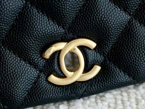 شنطة شانيل كوكو هاندل24cm