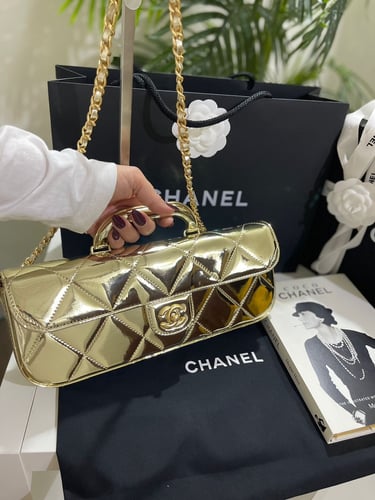 شنطة شانيل ذهبي