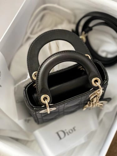 ديور مايكرو