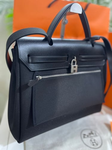 شنطة هير باق اسود