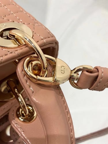 ديور مايكرو