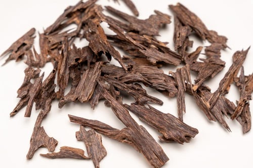 كسر عود هندي زورا