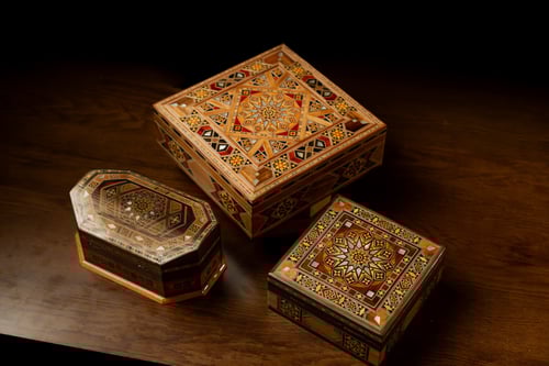 صندوق خشبي دمشقي كبير