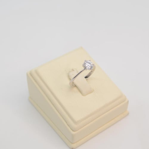 خاتم سولتير فضة