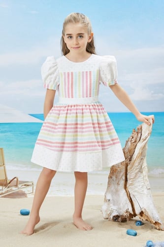 فستان ابيض ملون (4-12) سنه