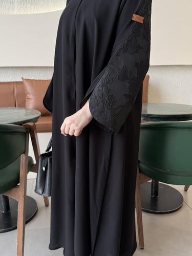 عباية خلف الكم جكار نص كلوش - قماش انترنت