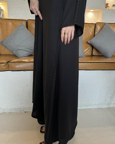 عباية تطريز الكم والجانبين نص كلوش - قماش انترنت