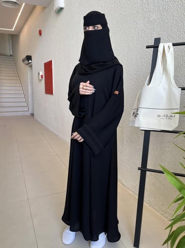 عباية الكم مربع بكلفة مخططة نص كلوش-قماش انترنت