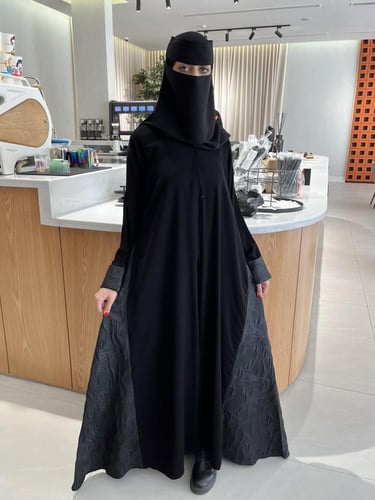 العباية الكم والجانبين جكار - قماش ملكي