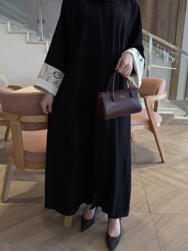 عباية الكم مربع بيج ملون نص كلوش - قماش انترنت