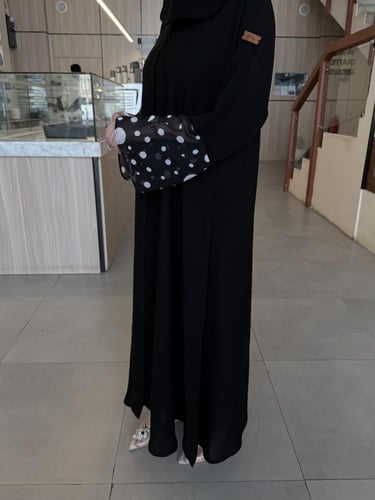 عباية الكم منقط شيفون نص كلوش - قماش انترنت