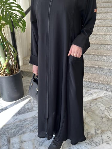 عباية بسحاب بجيوب نص كلوش - قماش انترنت