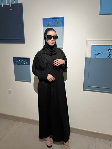 عباية بليزر مخطط ربع كلوش - قماش كريب