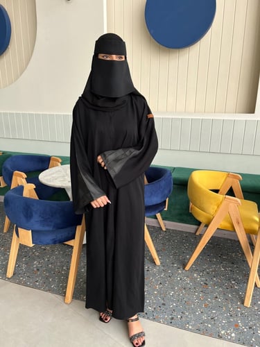 عباية الكم مثلث نص كلوش - قماش انترنت