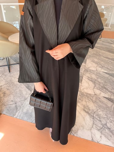 عباية جاكيت اسود - قماش كريب