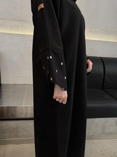 عباية كم نجوم مفتوح - قماش شمواء