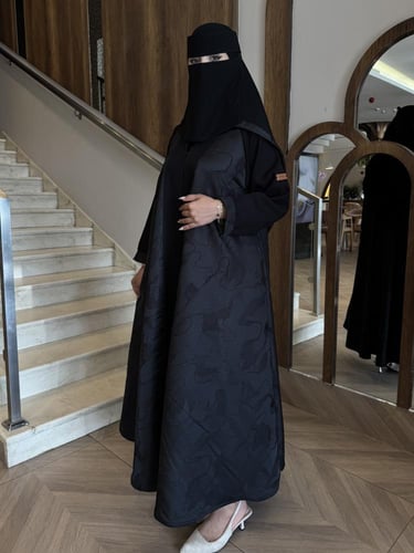 عباية جكار مع قماش كريب - كلوش