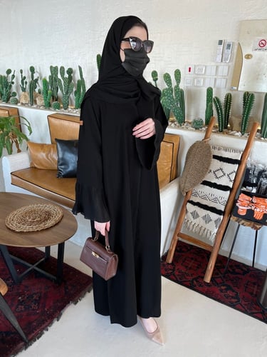 عباية كم كسرات - قماش ملكي