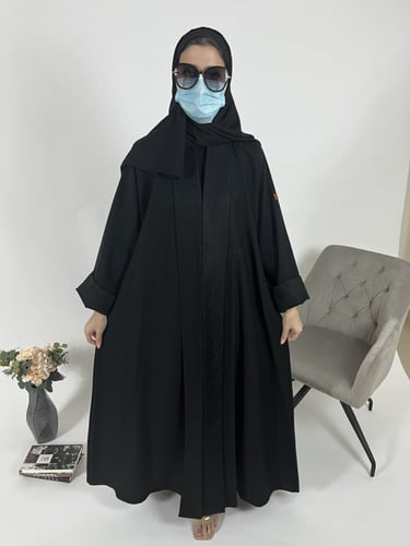 جكار من الوسط والاكمام قلاب نص كلوش - قماش كريب