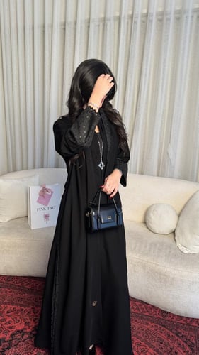 كلوش كم ركامه ومن الجوانب وطرف الطرحه