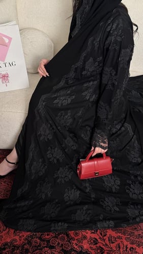 كريب ملكي دانتيل من الأمام والخلف