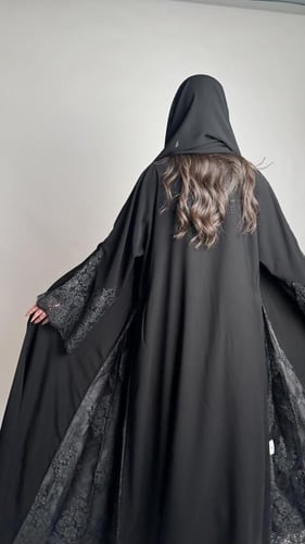 كريب ملكي كلوش دانتيل