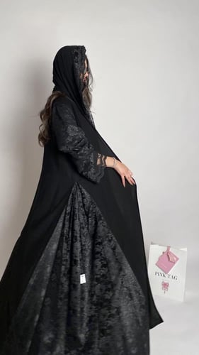 كريب ملكي كلوش دانتيل أسود على كامل الكم