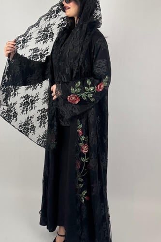 روزالين كريب أو دانتيل بورود مطرزة