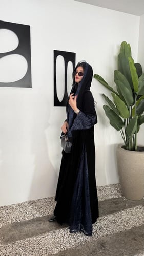 كريب ملكي كلوش دانتيل كحلي