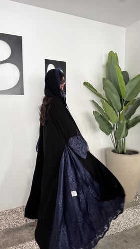 كريب ملكي كلوش دانتيل كحلي